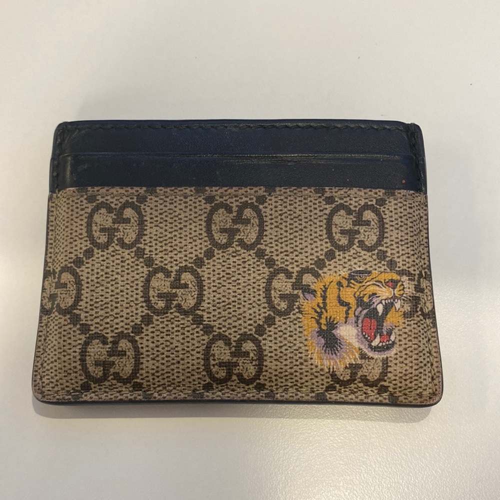 Gucci Tiger Print GG card case